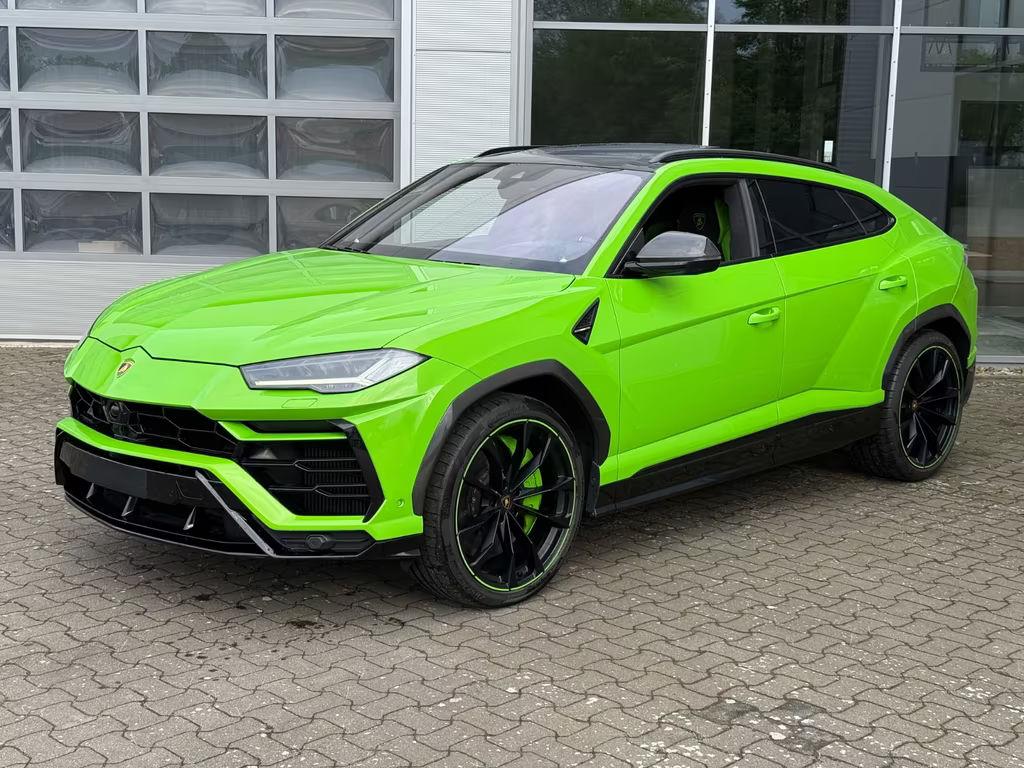 Lamborghini Urus 2022 Benzine