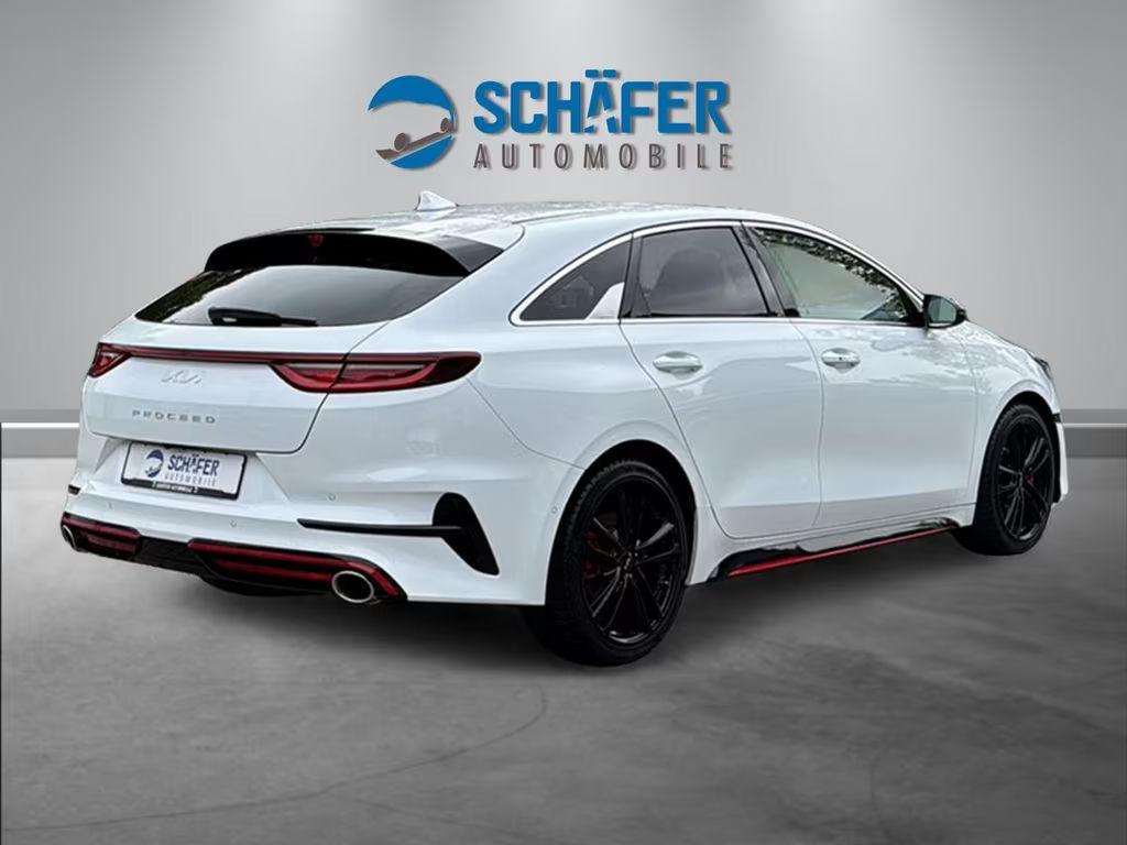 Kia ProCeed