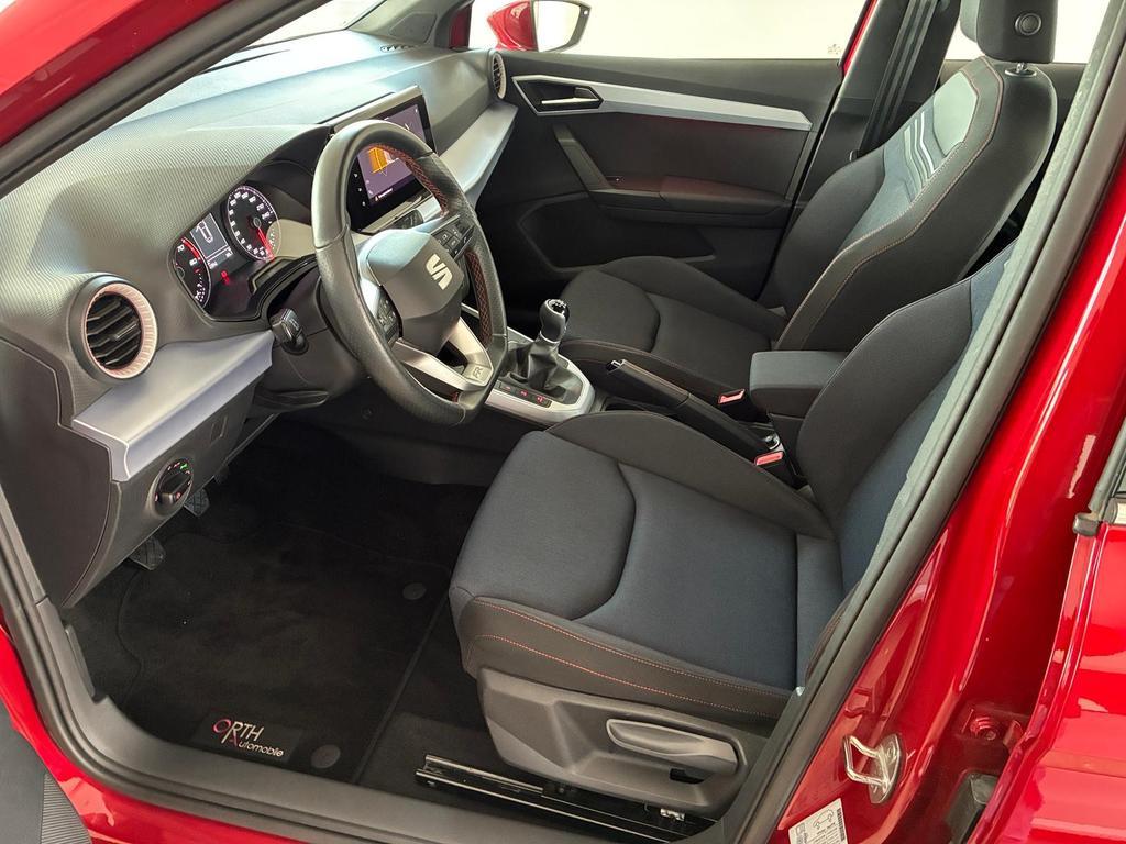 Seat Arona