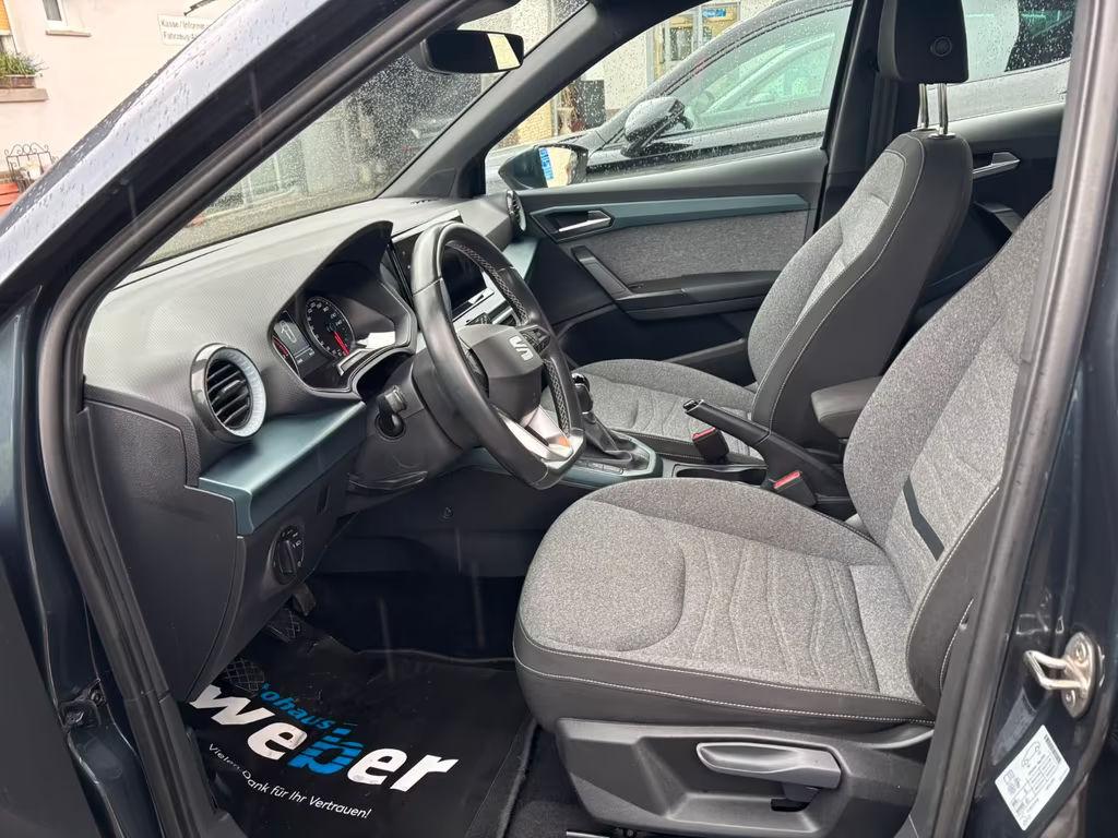 Seat Arona