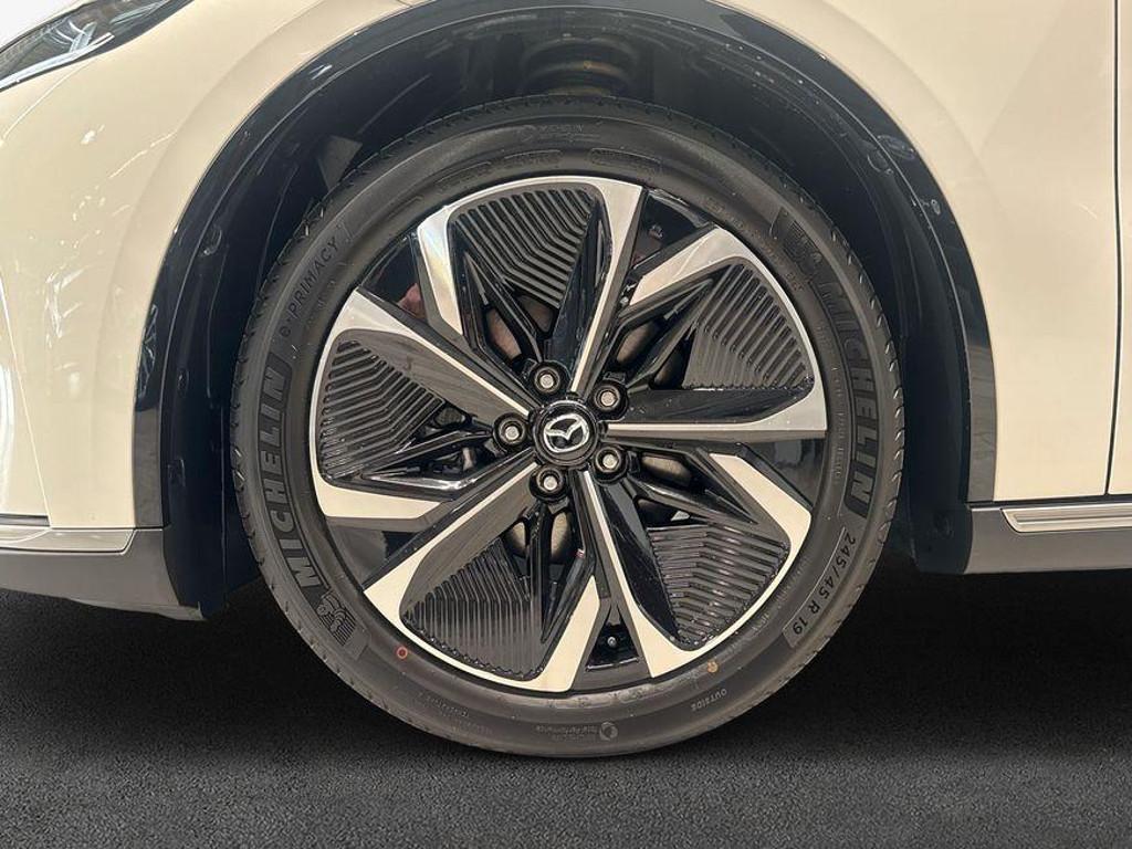 Mazda 6e
