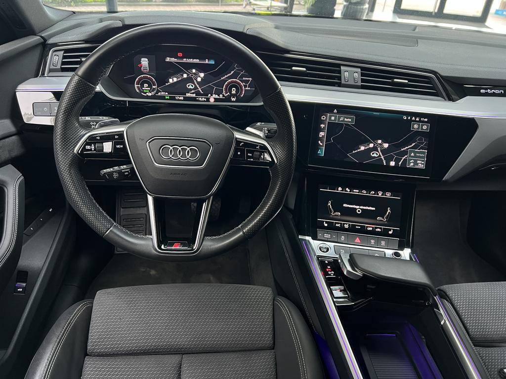 Audi e-tron