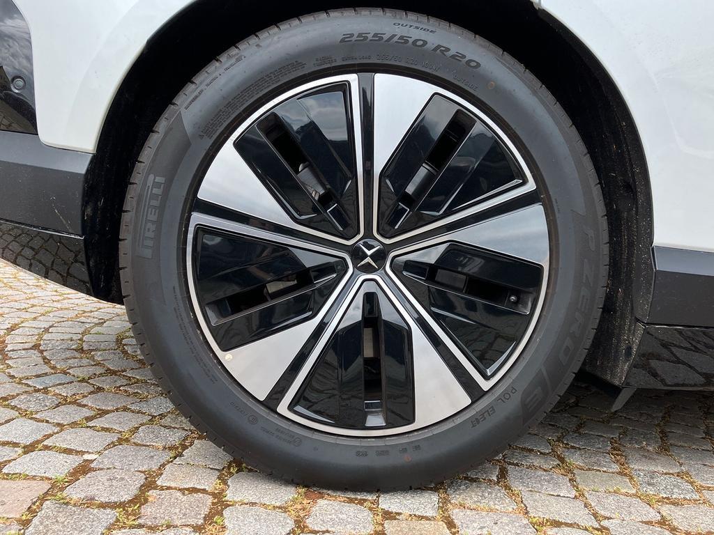 Polestar 4