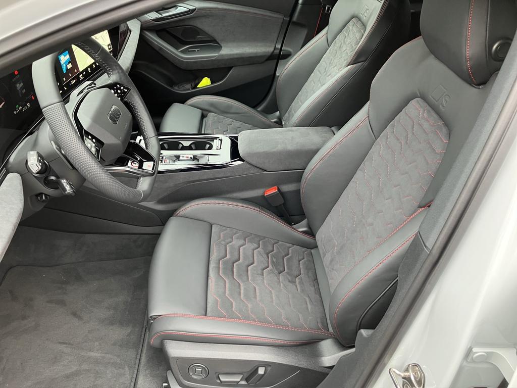 Audi S6 e-tron