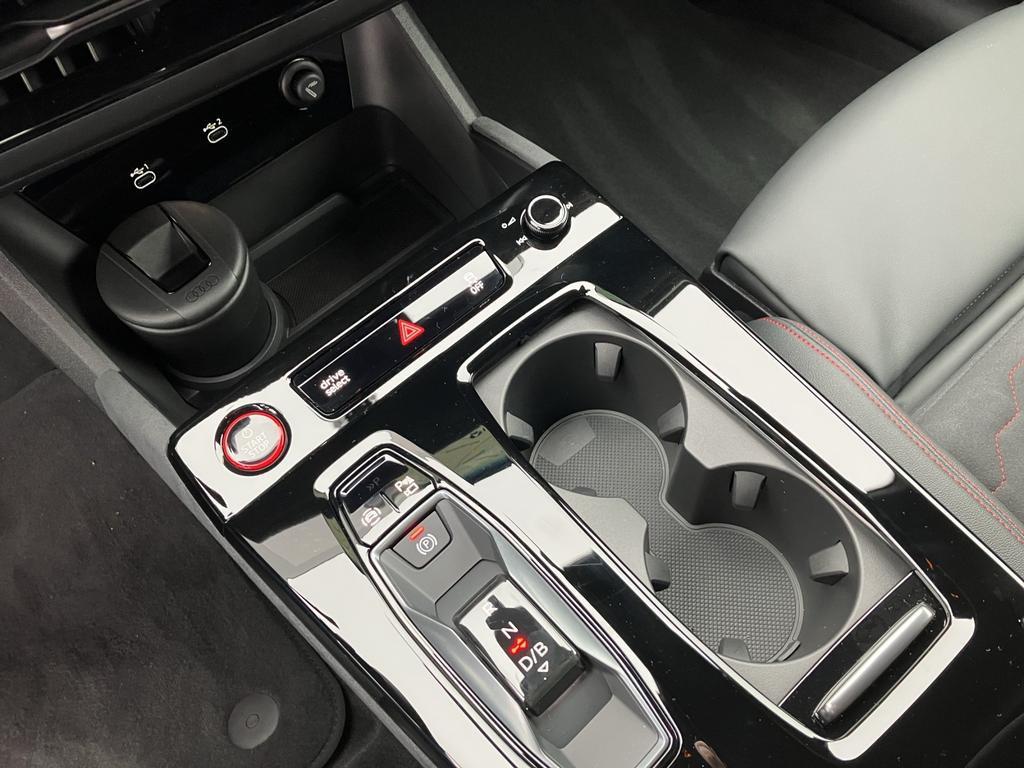 Audi S6 e-tron