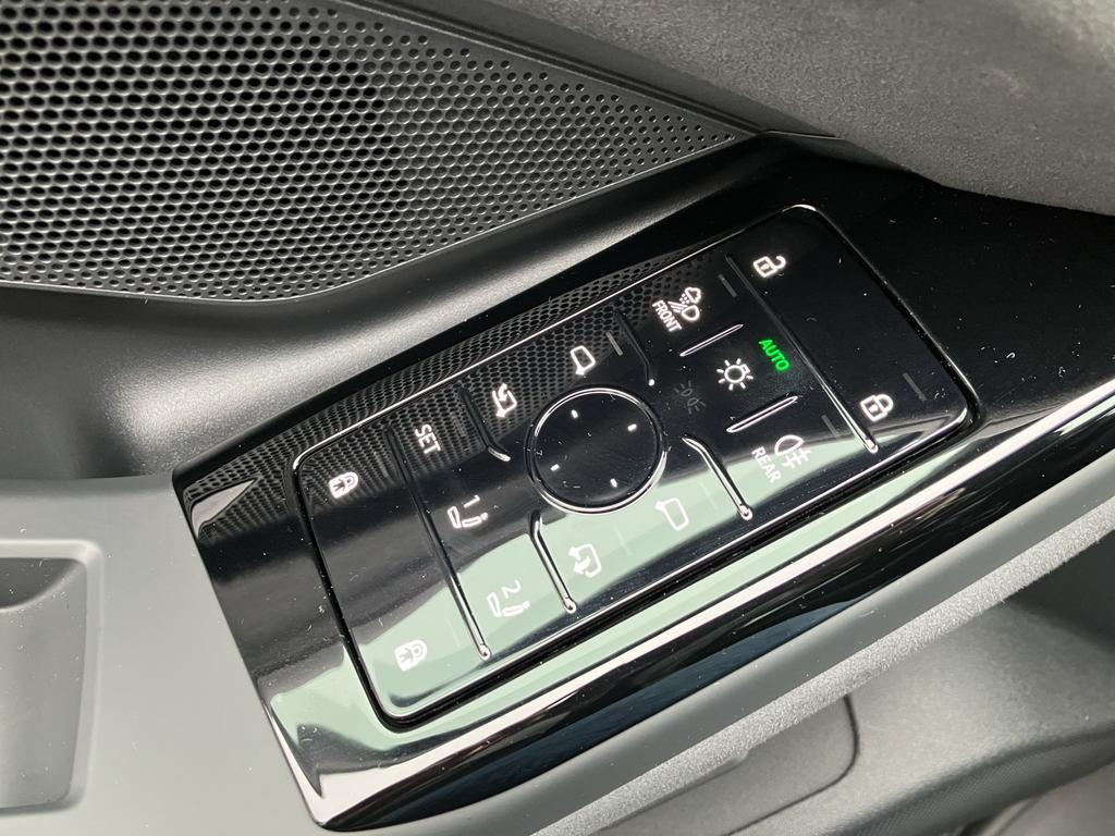 Audi S6 e-tron