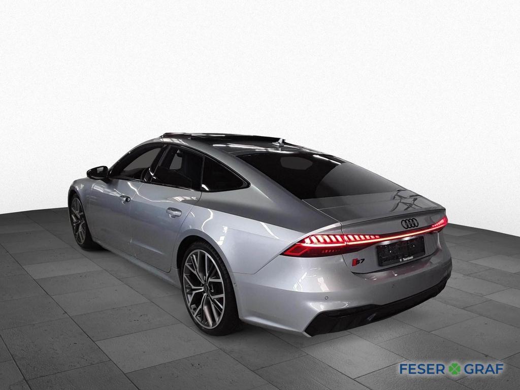 Audi S7