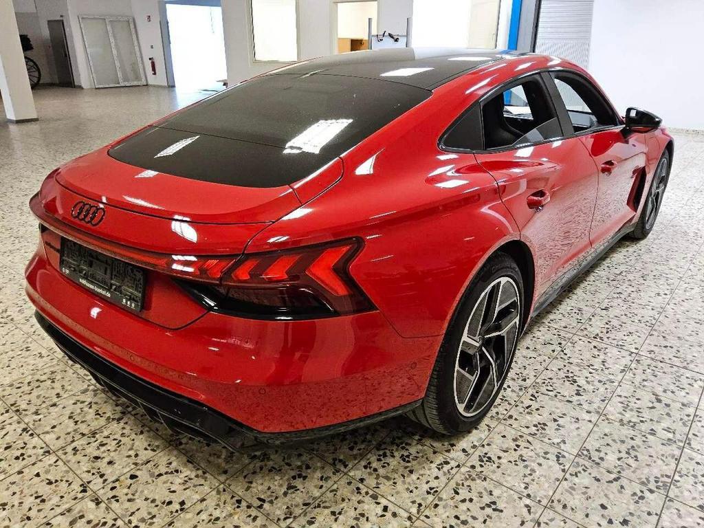 Audi e-tron GT
