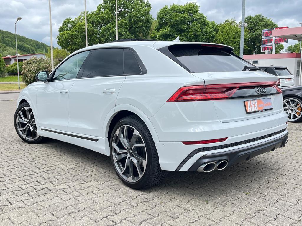 Audi SQ8