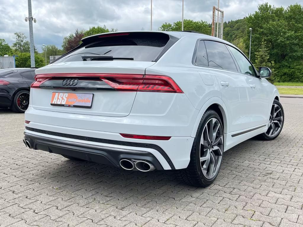 Audi SQ8