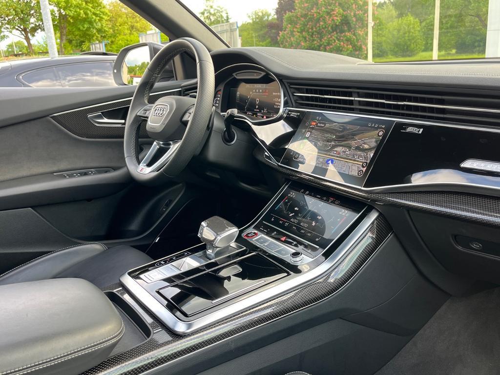 Audi SQ8