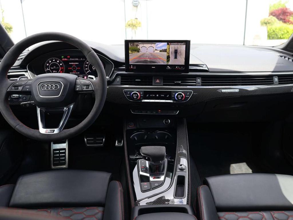 Audi RS4