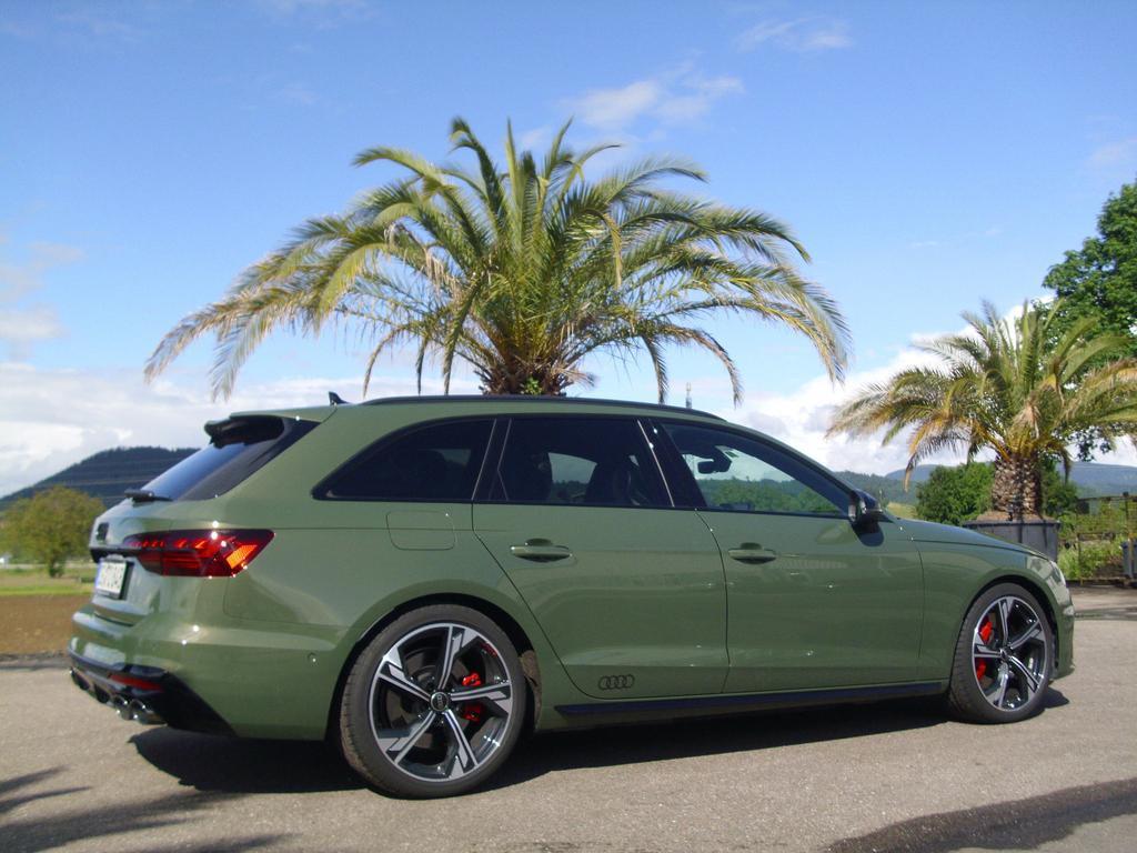 Audi S4