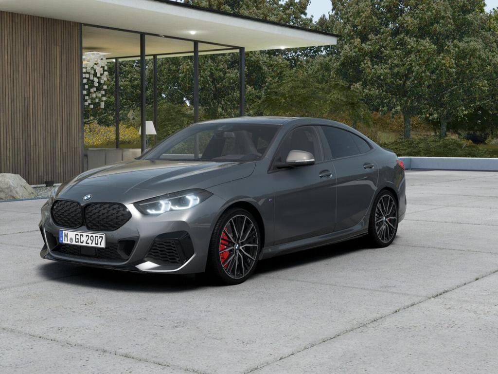 BMW M235