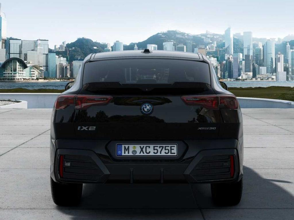 BMW iX2