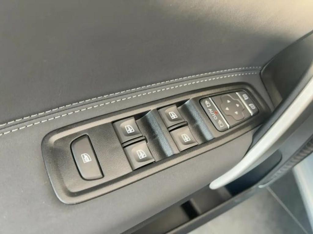 Mercedes-Benz T 180