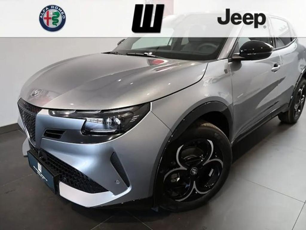 Alfa Romeo Junior 2026 Hybride Benzine