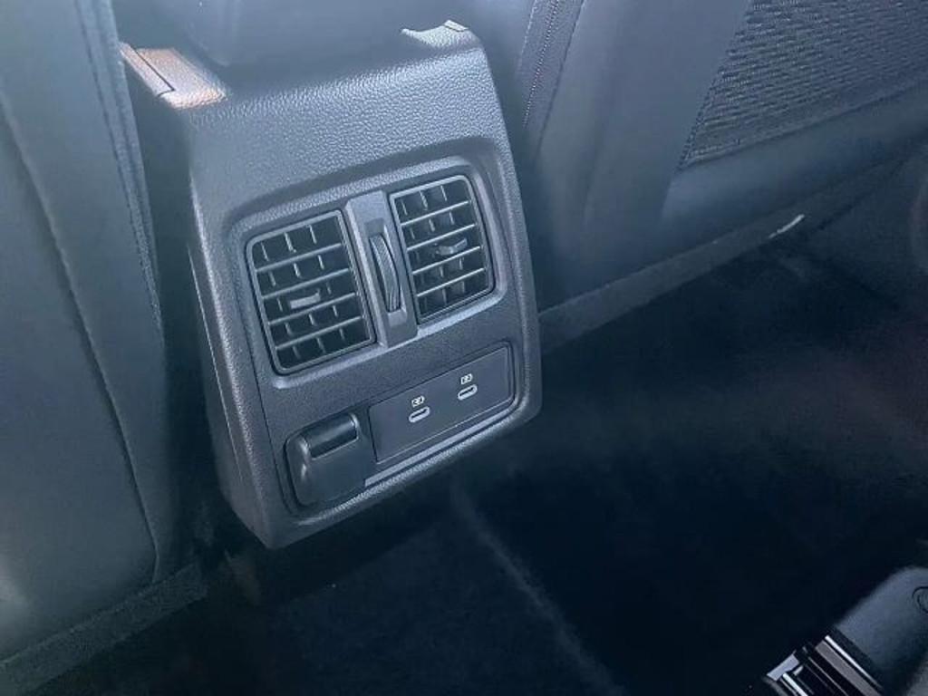 Mitsubishi Grandis