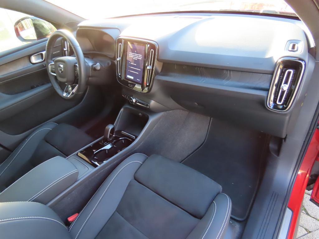Volvo C40