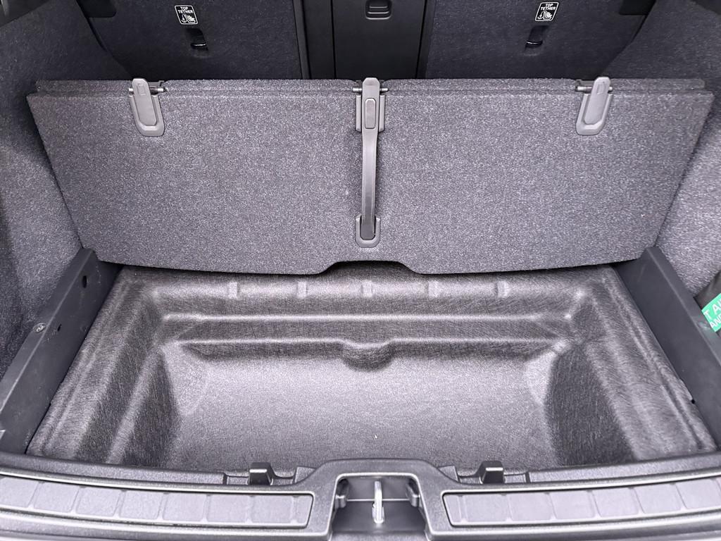 Volvo EX40