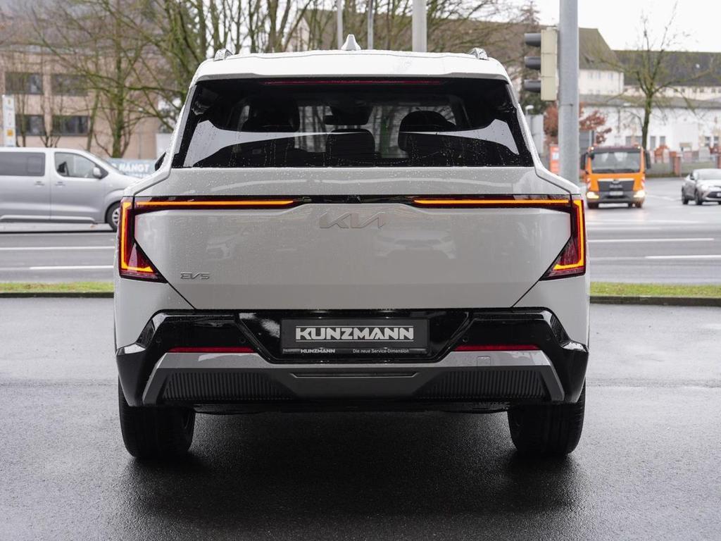 Kia EV5