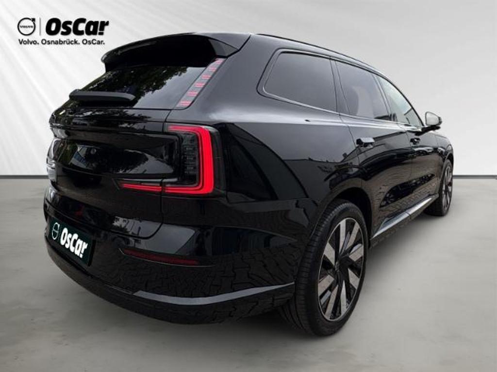 Volvo EX90