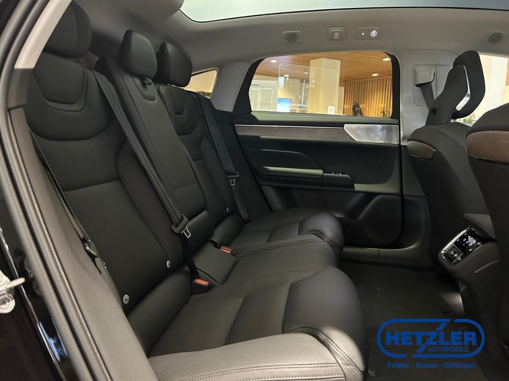 Volvo ES90