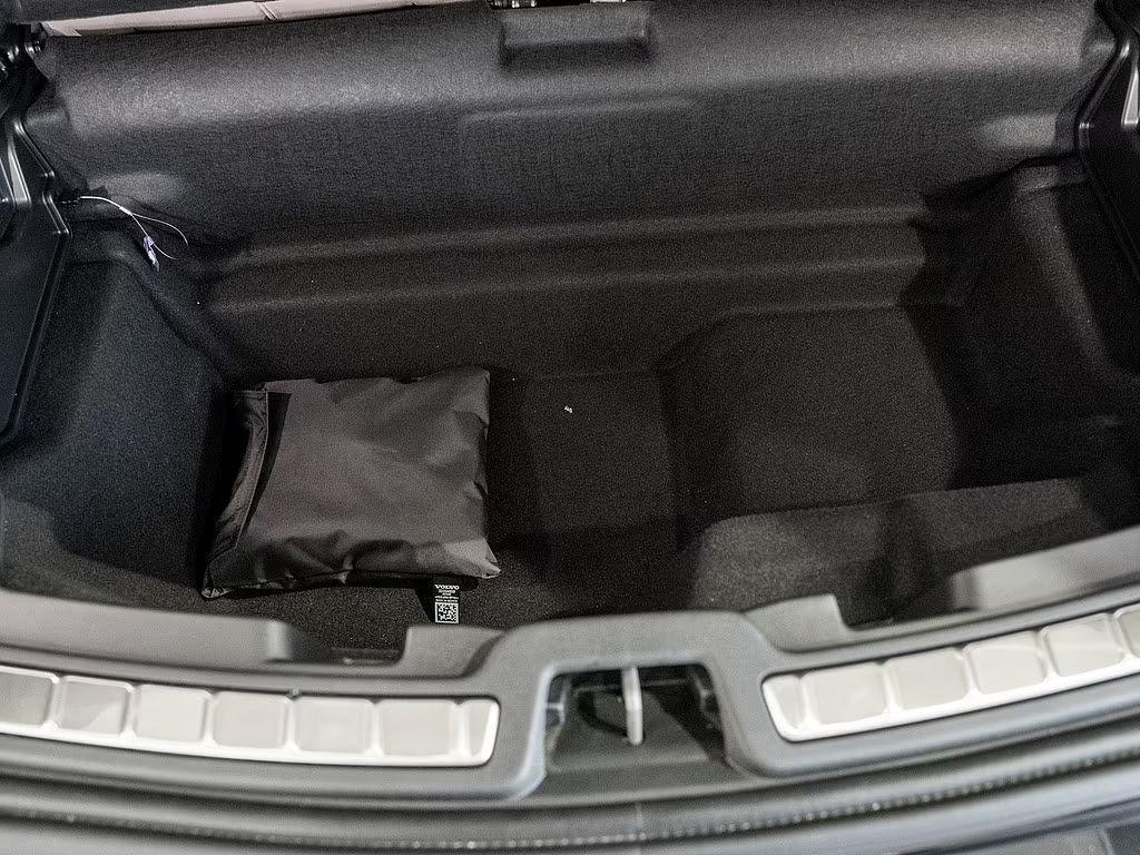 Volvo EX90