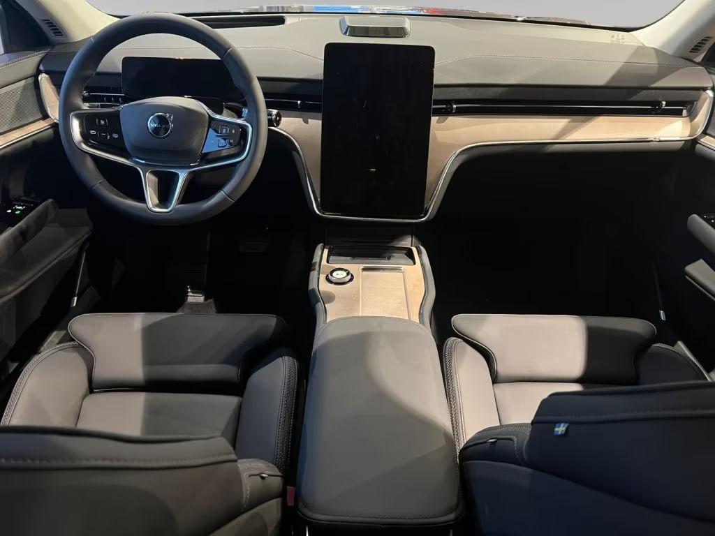 Volvo EX90