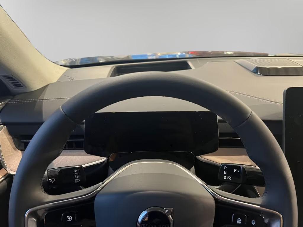 Volvo EX90