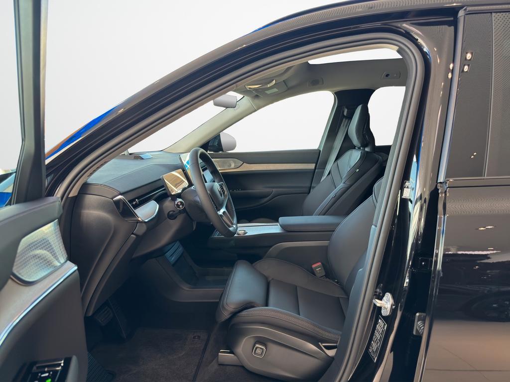 Volvo EX90