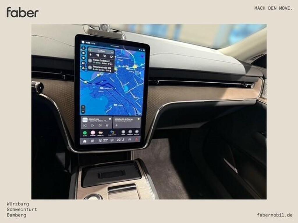 Volvo EX90