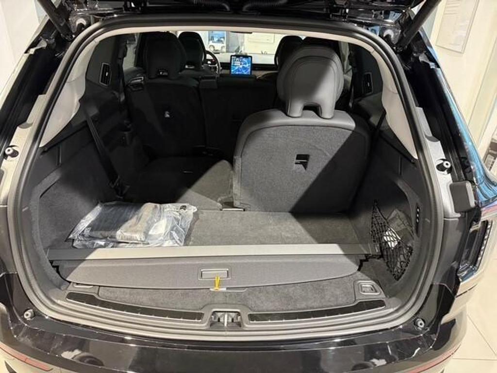 Volvo EX90