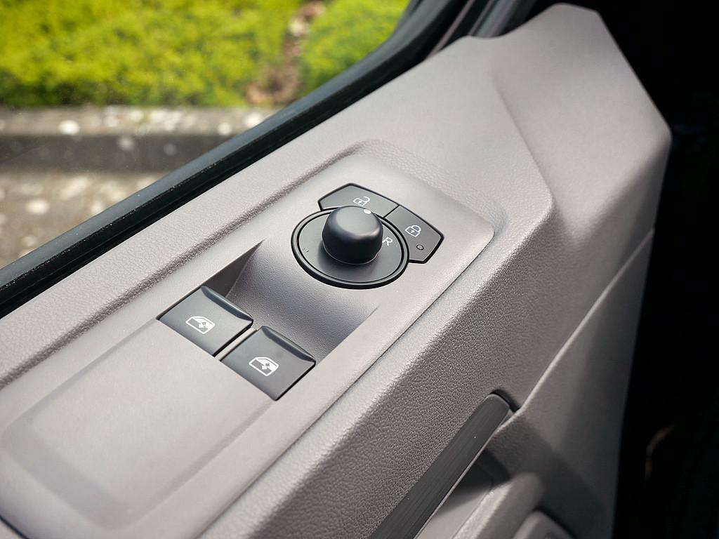 Volkswagen e-Caravelle