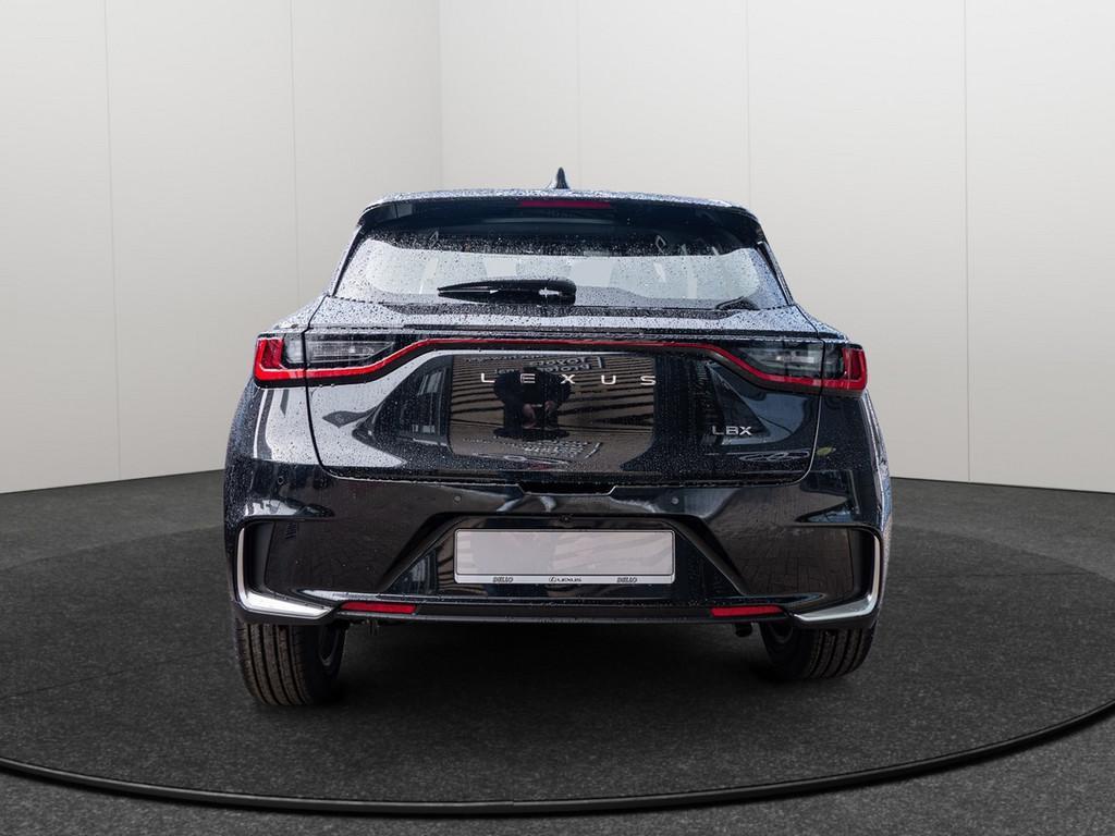 Lexus LBX