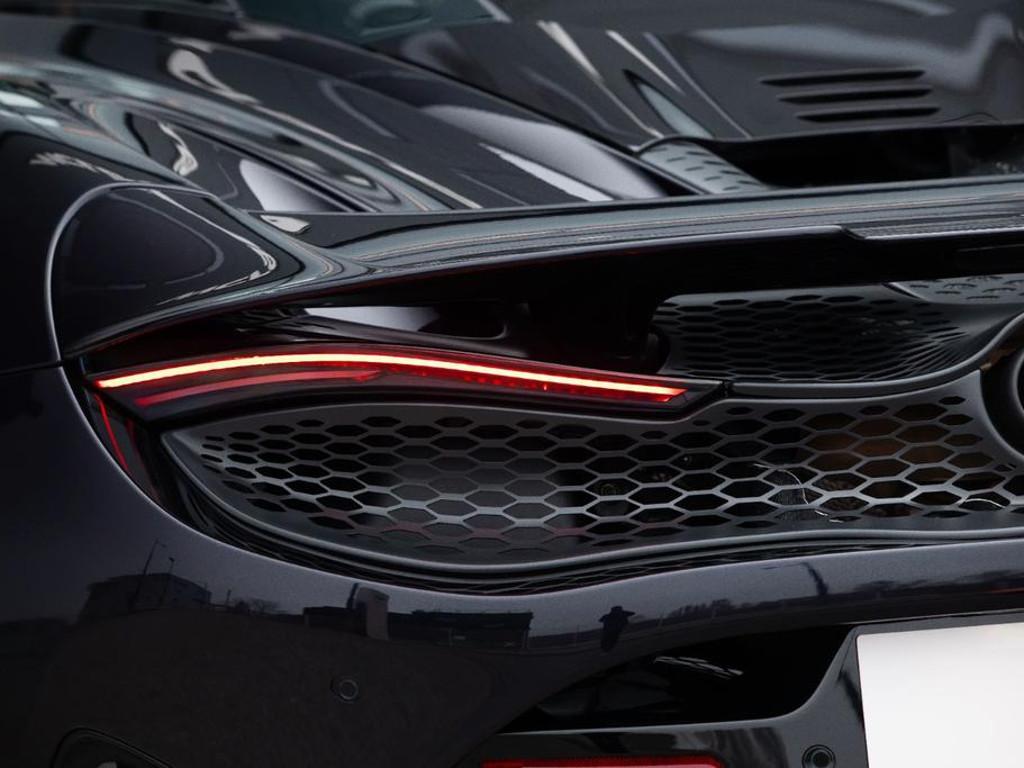 McLaren 750S