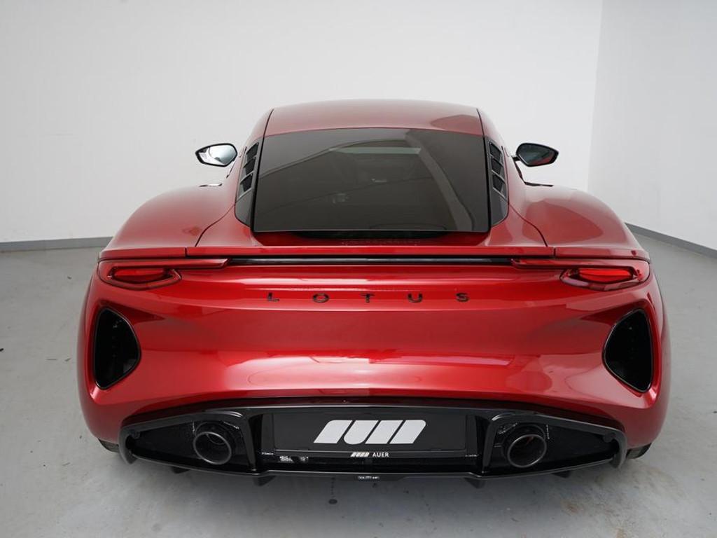 Lotus Emira