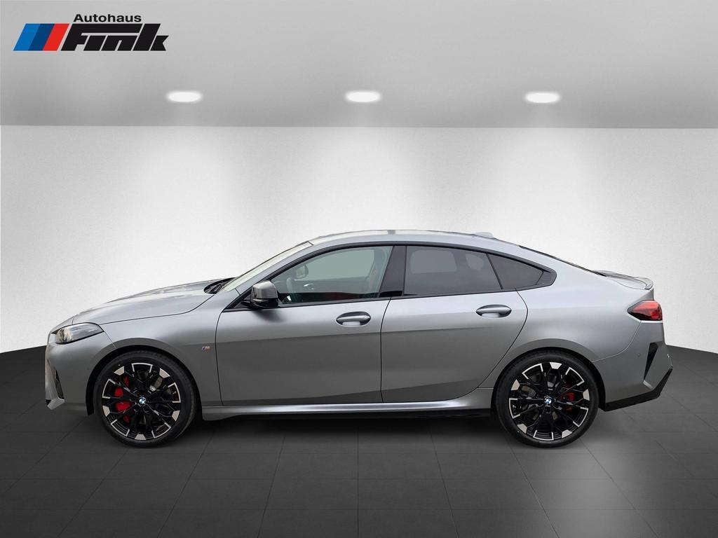 BMW M235