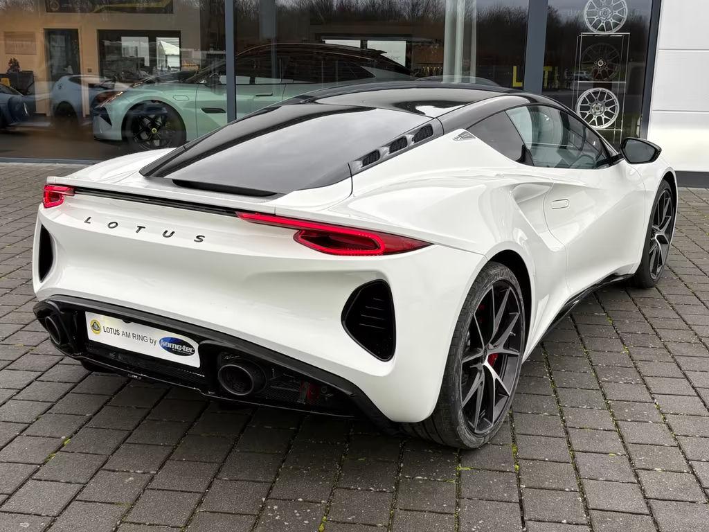 Lotus Emira