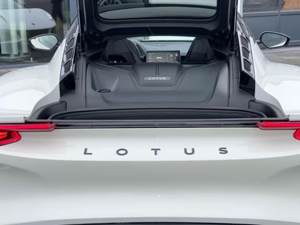 Lotus Emira