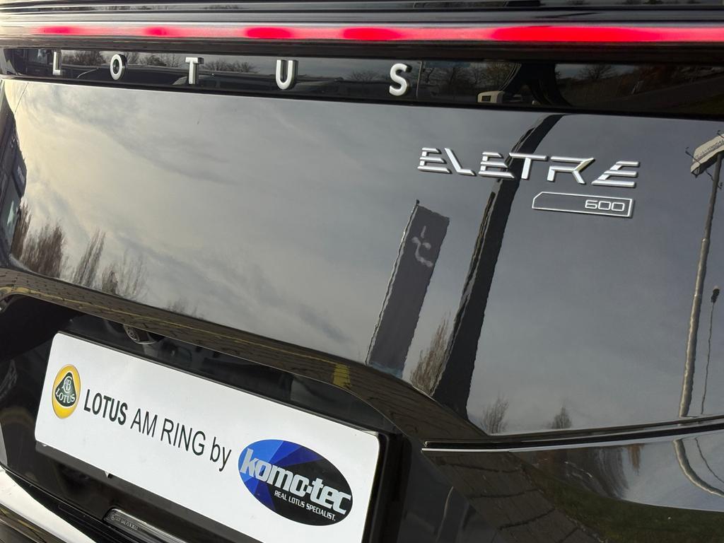 Lotus Eletre