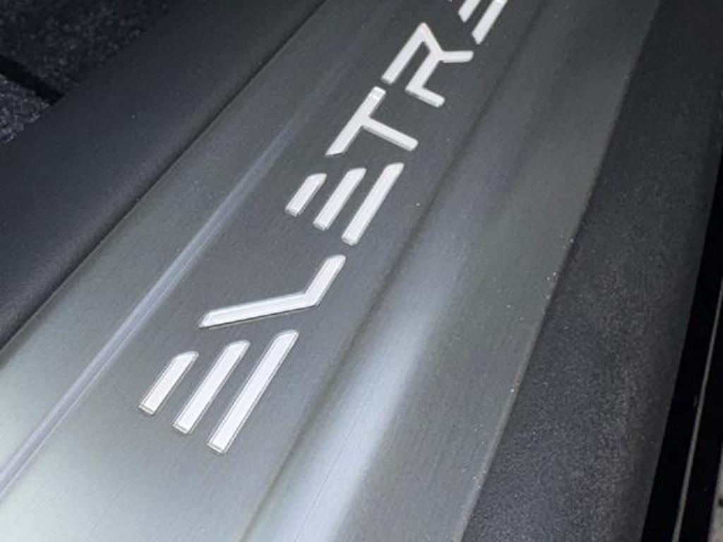 Lotus Eletre