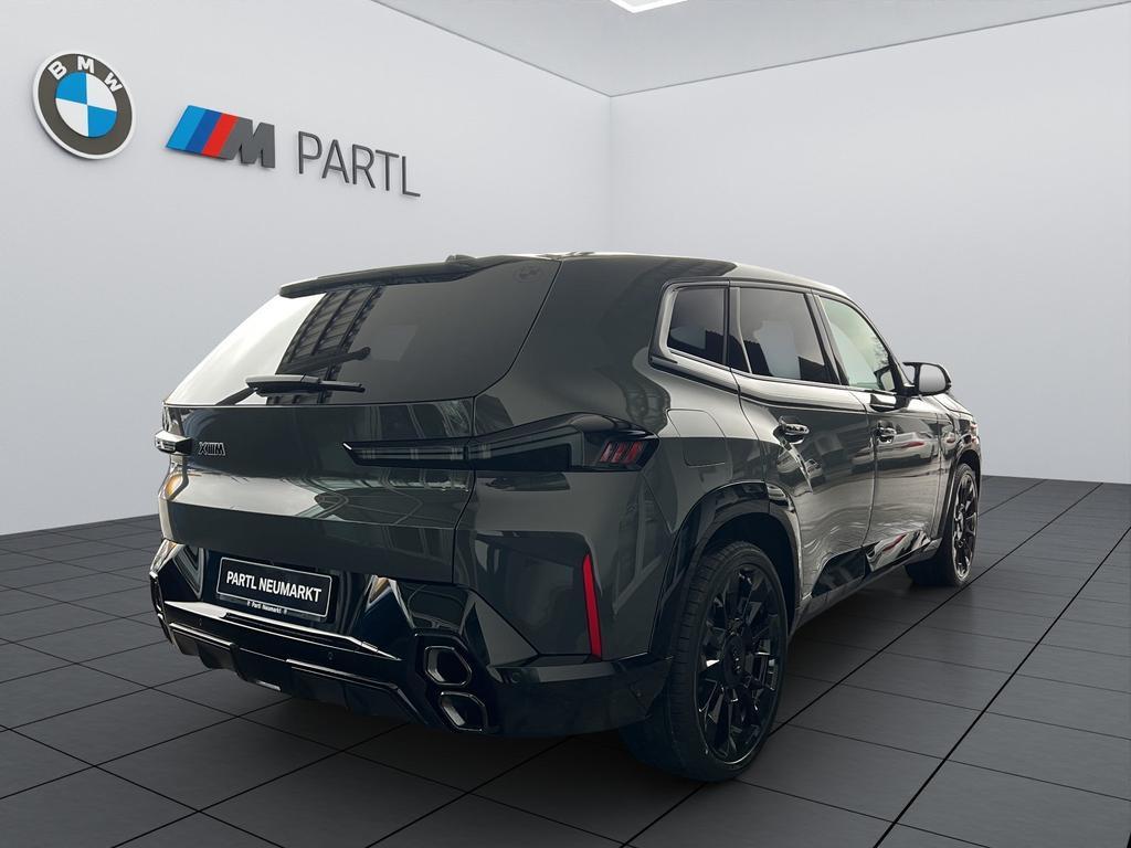 BMW XM