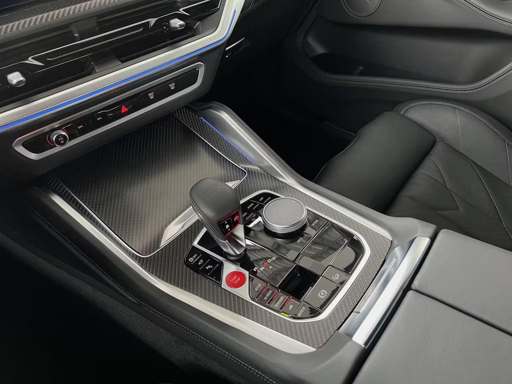 BMW XM