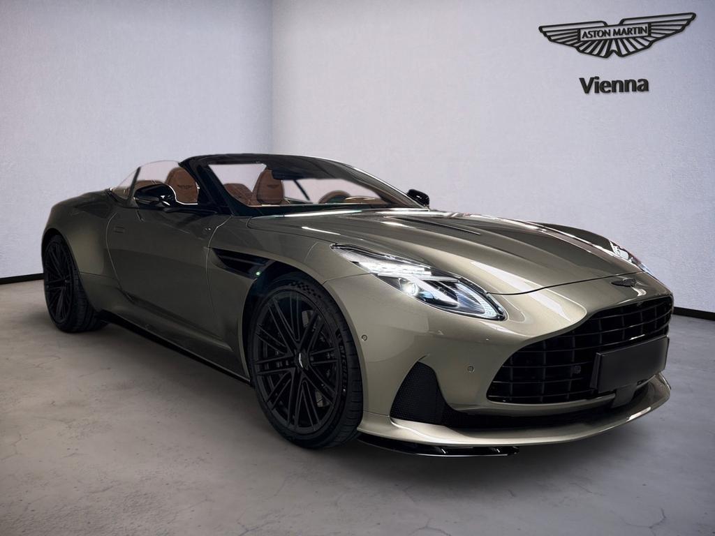 Aston Martin DB12