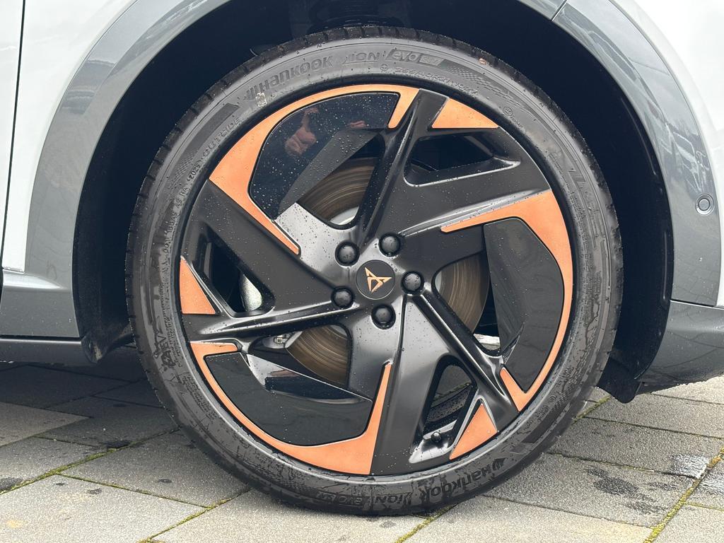 Cupra Tavascan