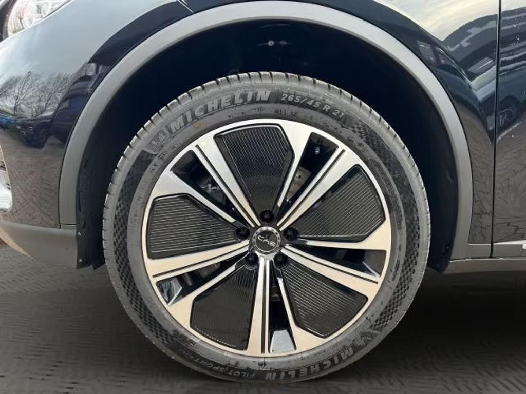BYD Tang