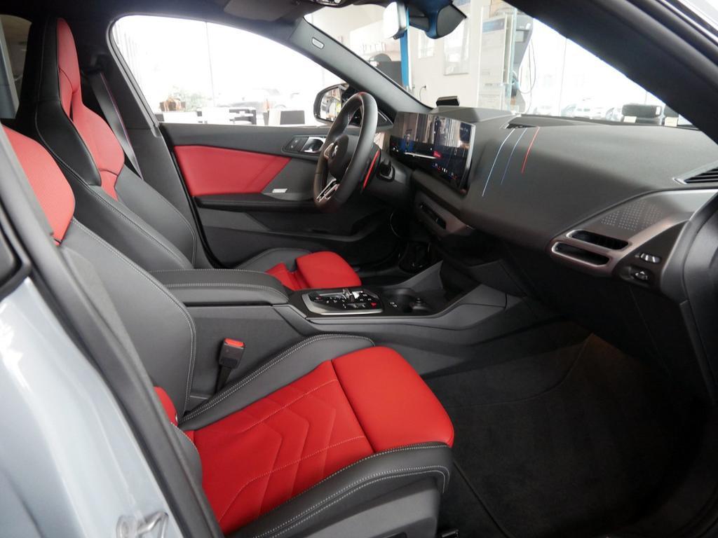 BMW M235