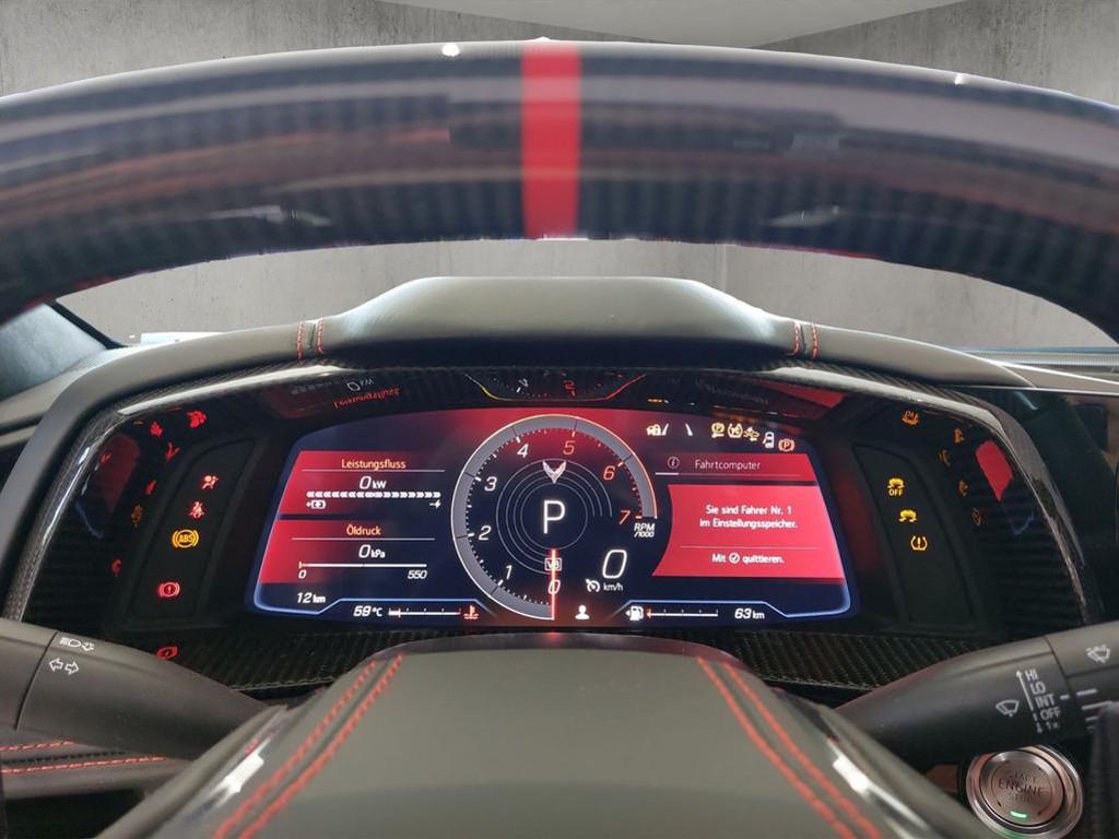 Corvette C8