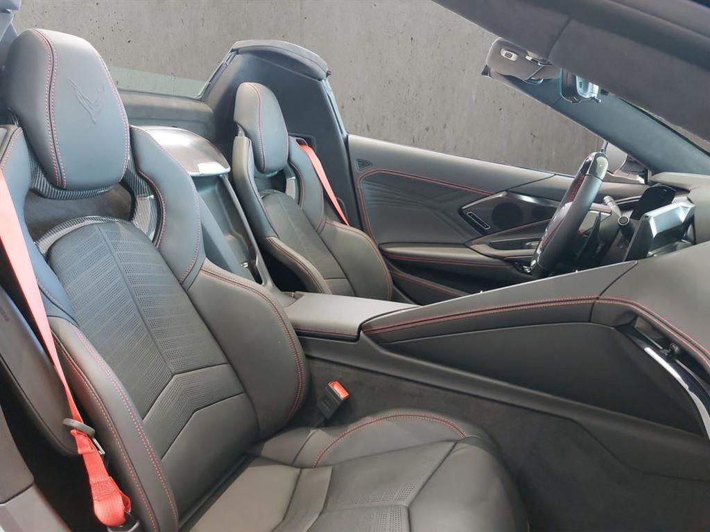 Corvette C8